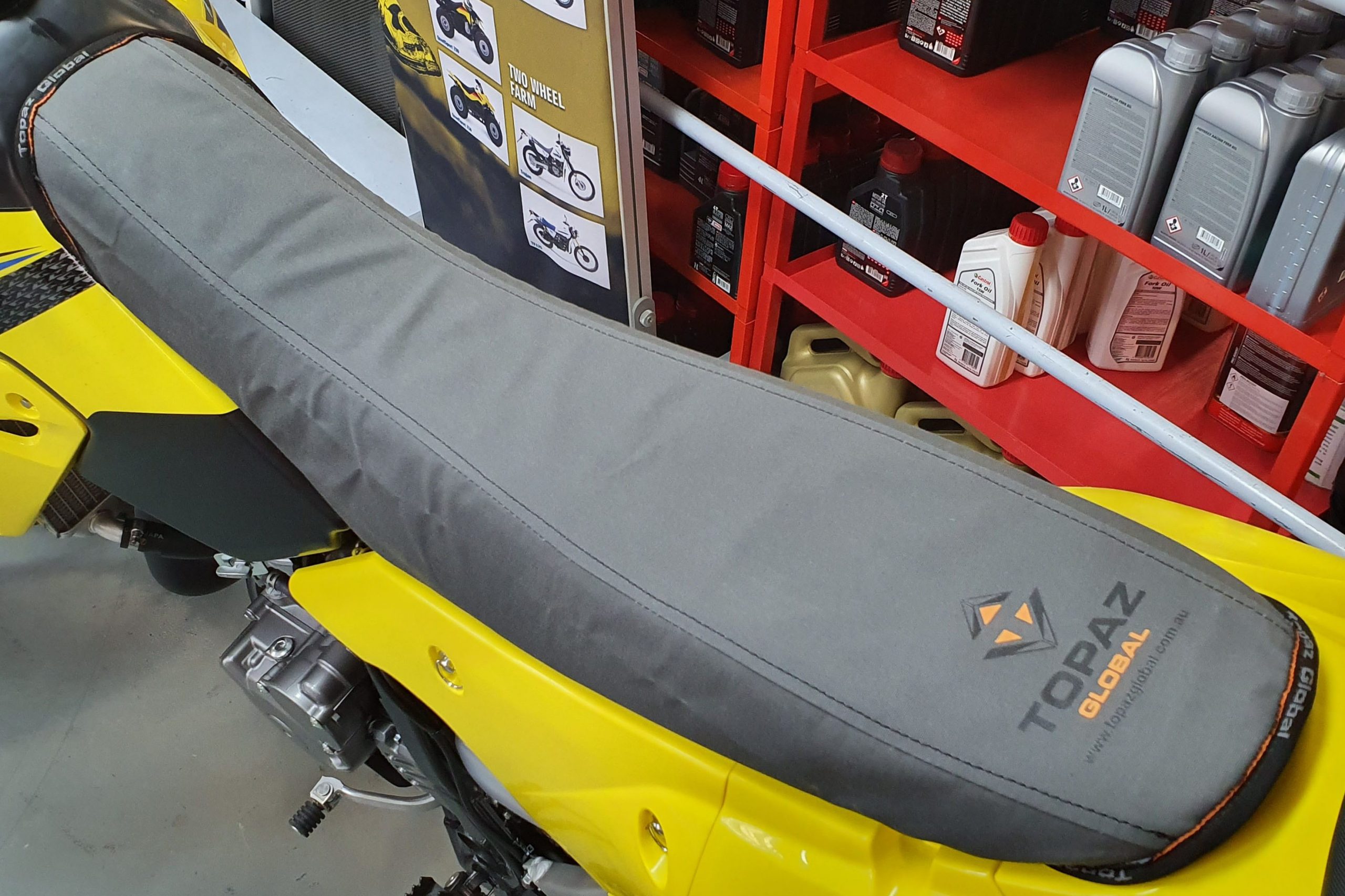 Drz400sm online seat cover